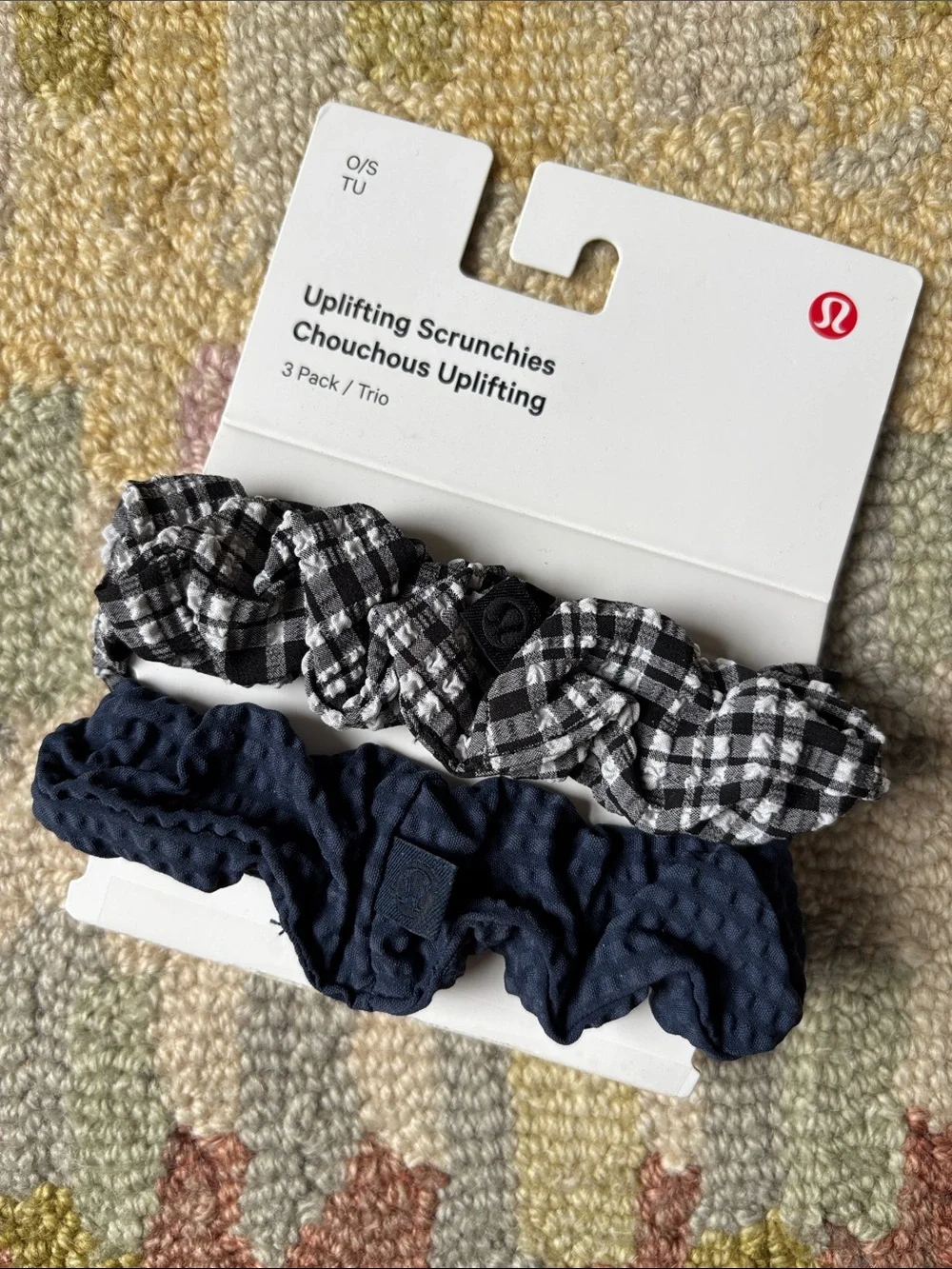 lululemon athletica note this